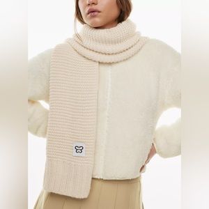 Aritzia Sunday Best Nina Scarf